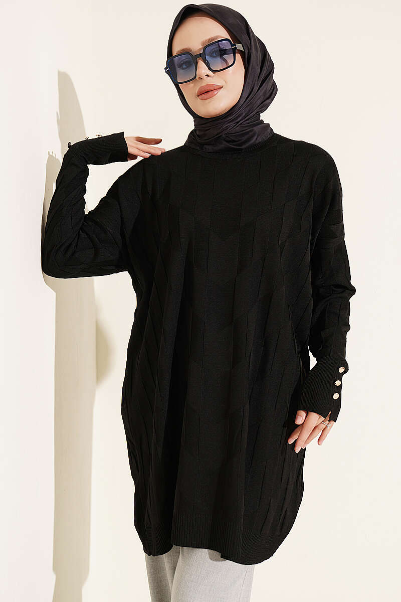https://cdn.pazarium.com.tr/desenli-gold-dugmeli-merserize-tunik-siyah-826050-20-B.jpg