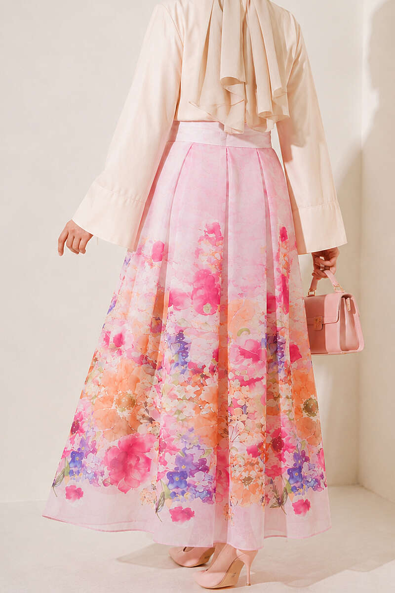 https://cdn.pazarium.com.tr/desenli-pileli-etek-pembe-806020-19-B.jpg