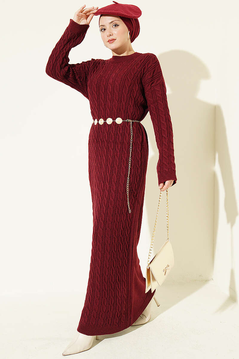 https://cdn.pazarium.com.tr/desenli-sac-orgu-triko-elbise-bordo-824783-20-B.jpg