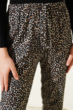 https://cdn.pazarium.com.tr/desenli-suet-pijama-alti-leopar-ekru-574965-13-B.jpg