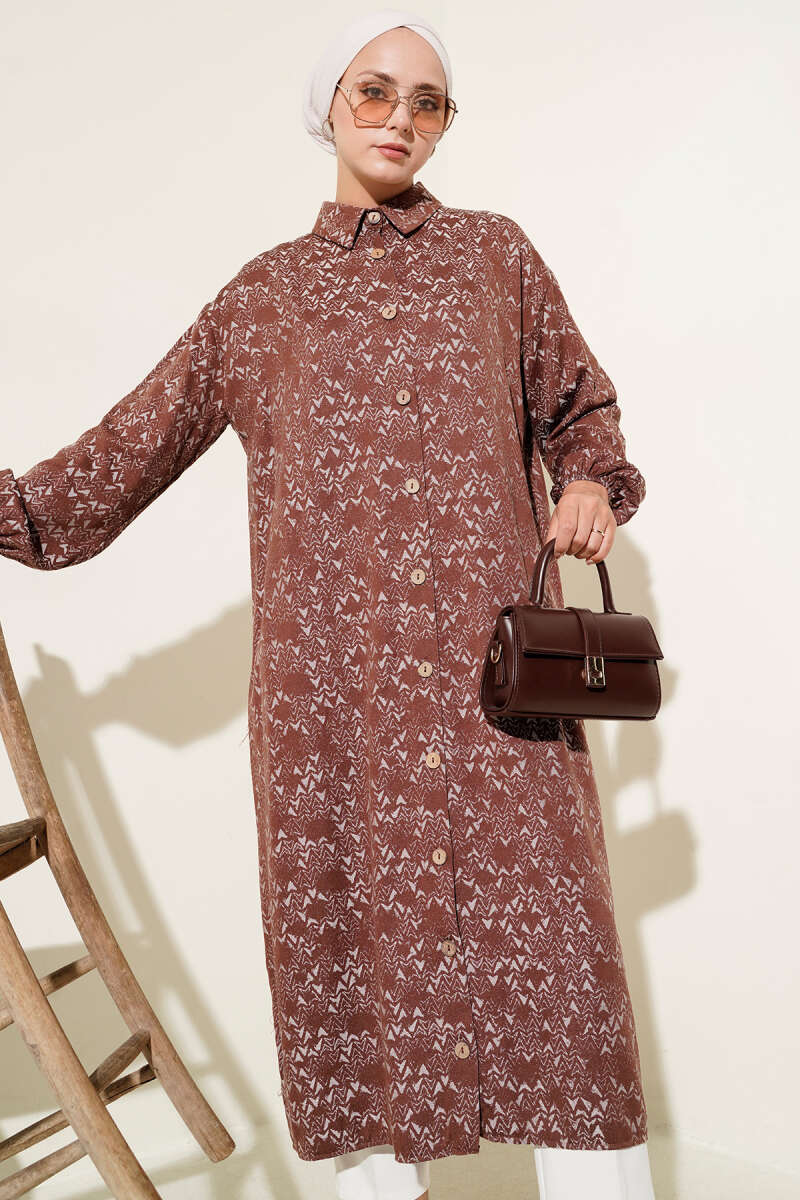 Patterned Wooden Button Long Shirt