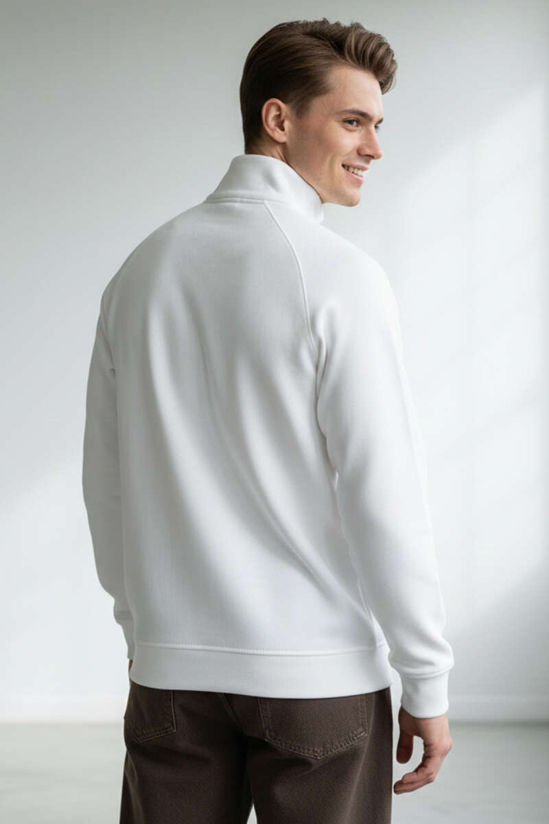 https://cdn.pazarium.com.tr/dik-yaka-fermuarli-erkek-sweatshirt-beyaz-733882-17-B.jpg
