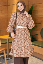 https://cdn.pazarium.com.tr/dik-yaka-karisik-desen-sifon-tunik-camel-833804-20-B.jpg