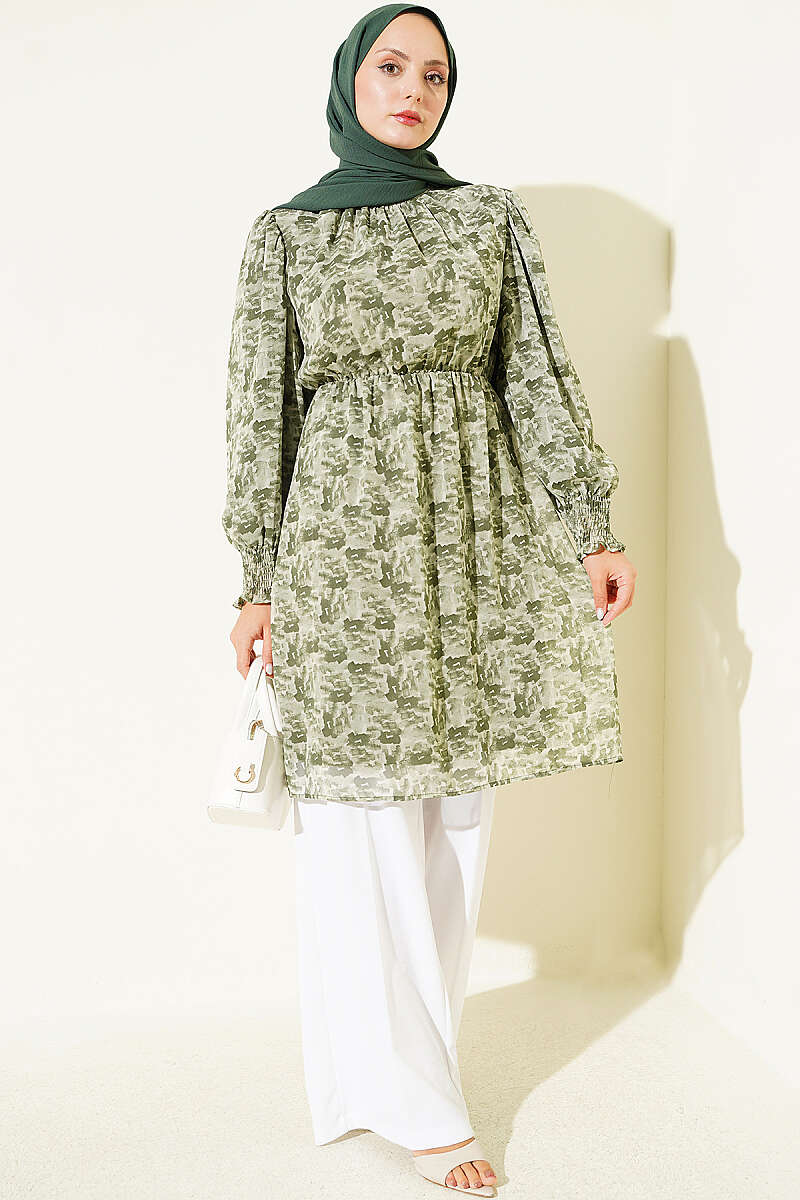 https://cdn.pazarium.com.tr/dik-yaka-karisik-desen-sifon-tunik-haki-816202-20-B.jpg
