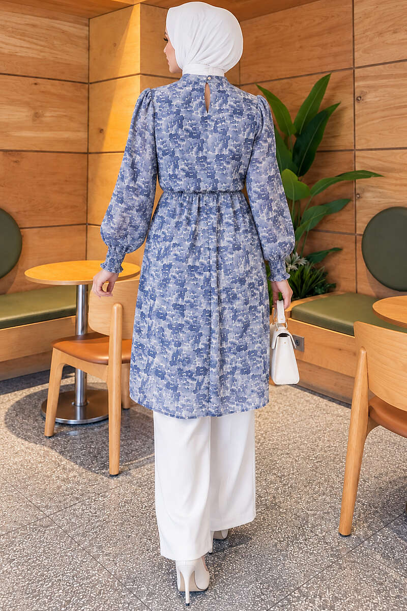 https://cdn.pazarium.com.tr/dik-yaka-karisik-desen-sifon-tunik-mavi-833815-20-B.jpg