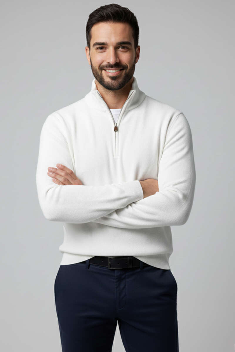 https://cdn.pazarium.com.tr/dik-yaka-yarim-fermuar-erkek-sweatshirt-beyaz-711091-17-B.jpg