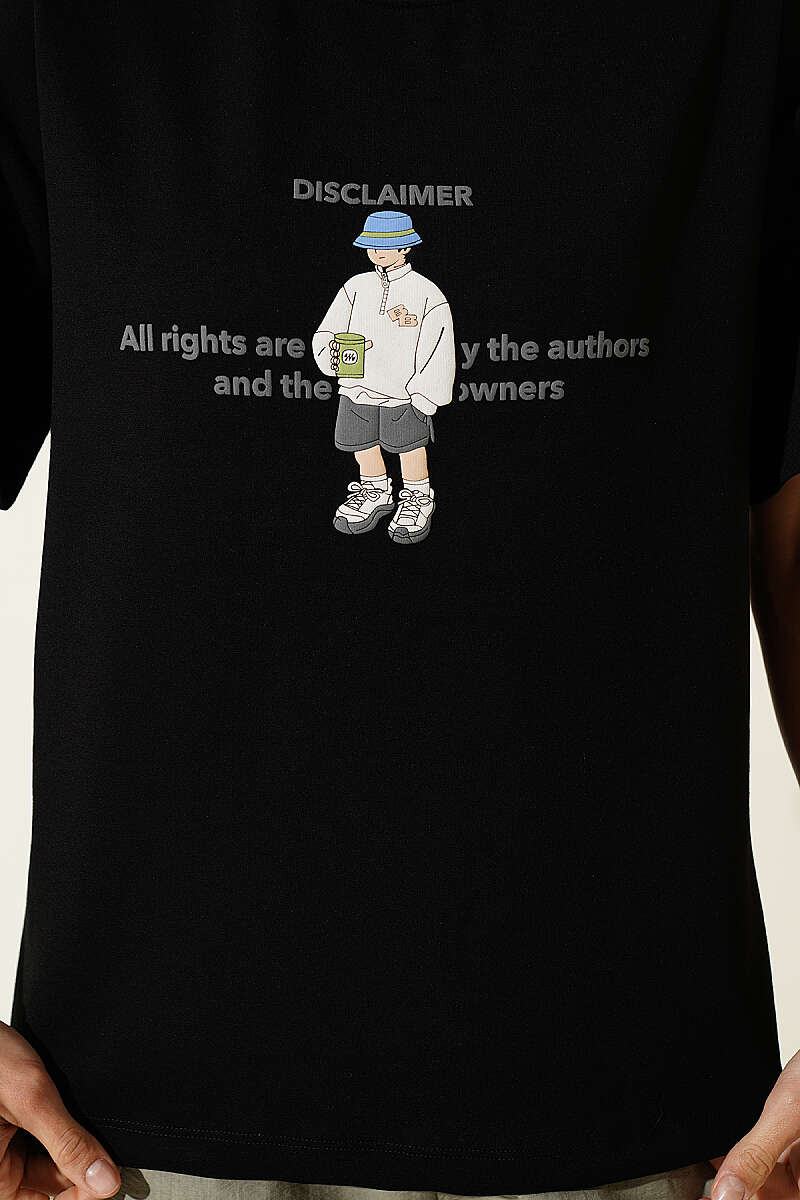 https://cdn.pazarium.com.tr/disclaimer-baskili-t-shirt-siyah-761517-18-B.jpg
