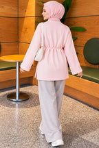 https://cdn.pazarium.com.tr/duble-kollu-ip-kusakli-tunik-pembe-842076-20-B.jpg