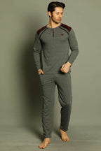 https://cdn.pazarium.com.tr/dugmeli-armali-erkek-pijama-takimi-fume-bordo-549548-13-B.jpg
