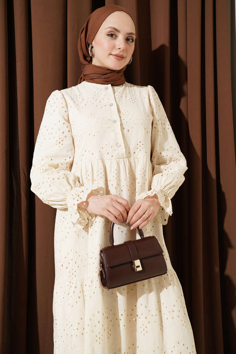 Düğmeli Brode Bilek Lastikli Elbise