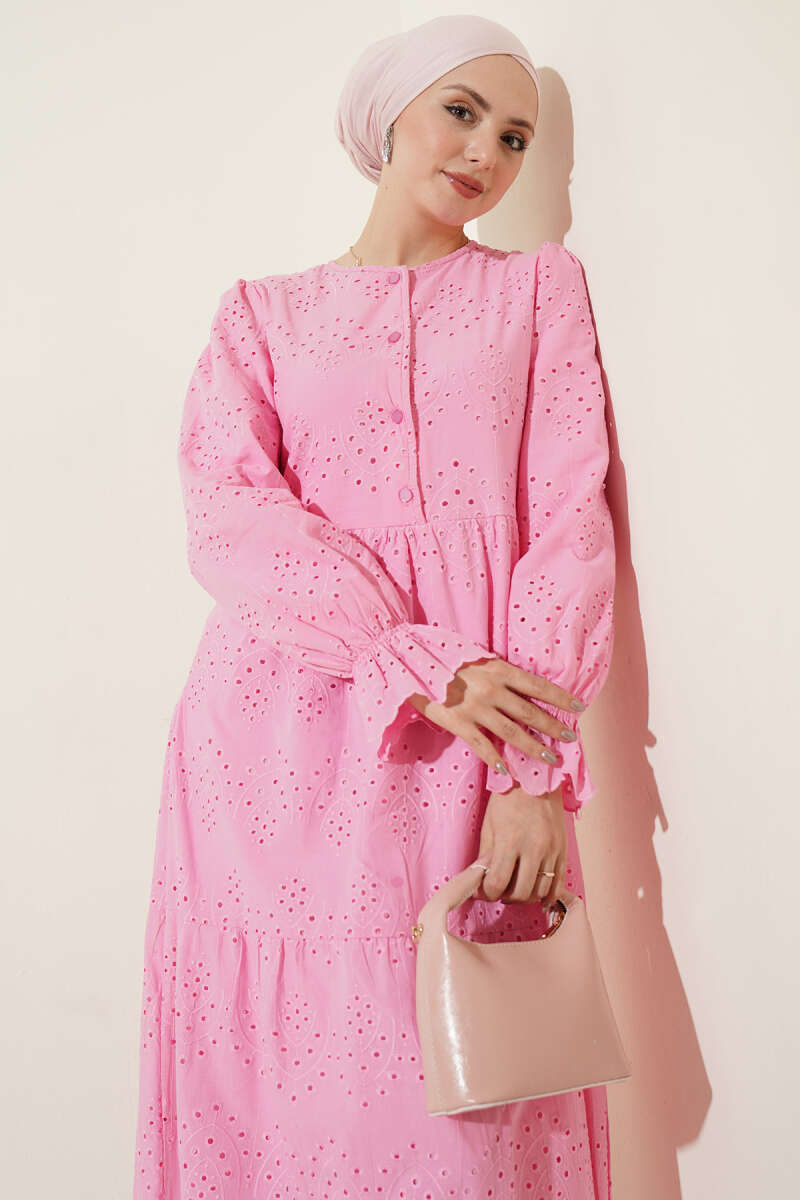 Düğmeli Brode Bilek Lastikli Elbise