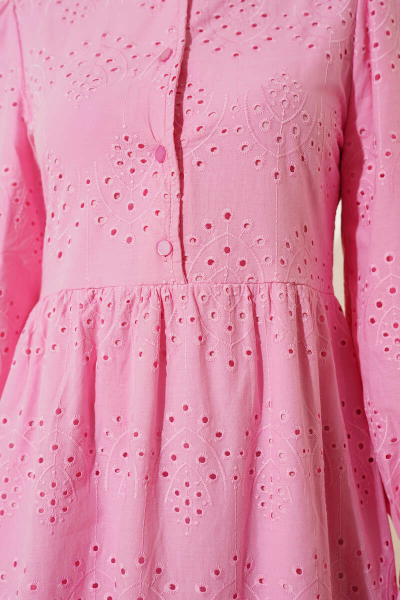 Düğmeli Brode Bilek Lastikli Elbise