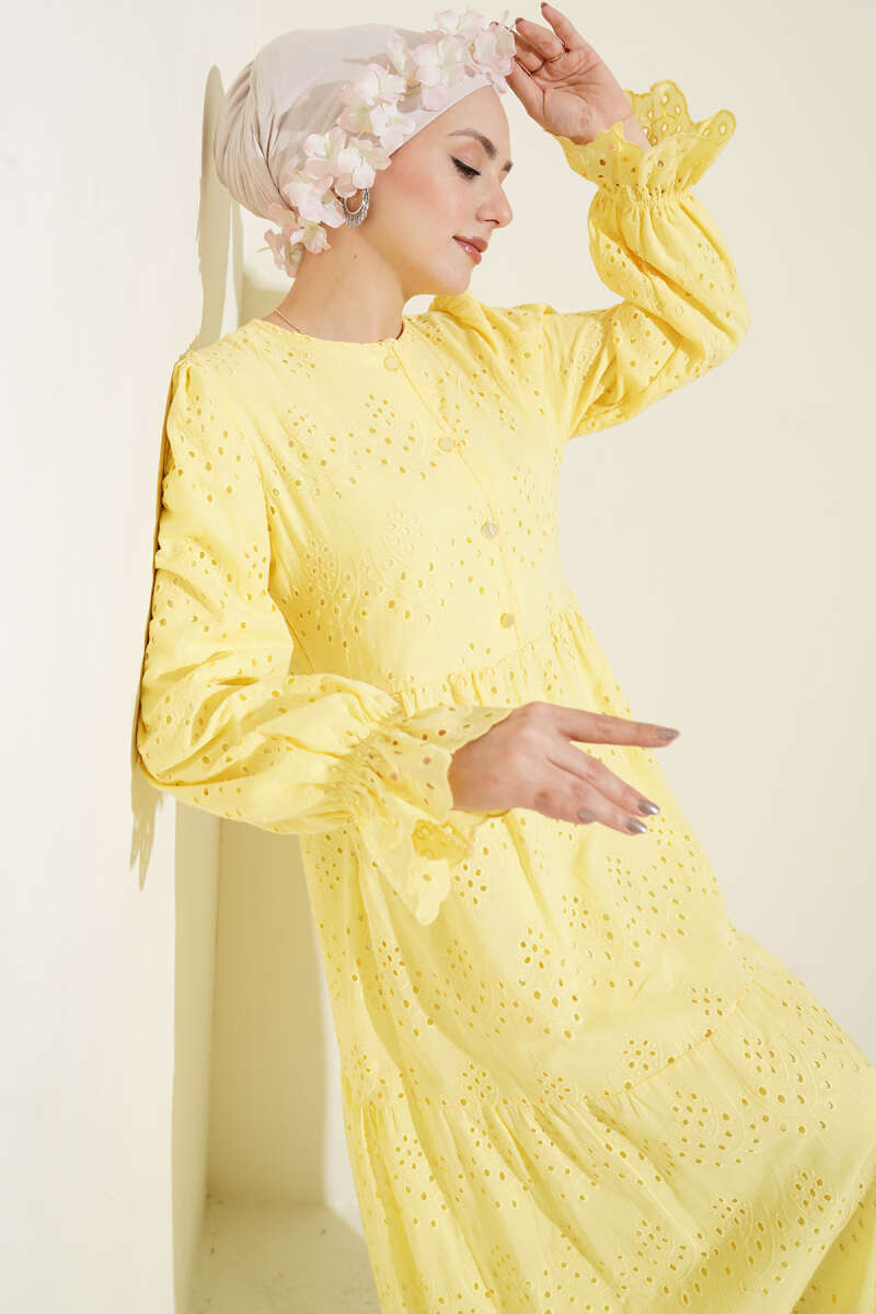 Düğmeli Brode Bilek Lastikli Elbise Sarı