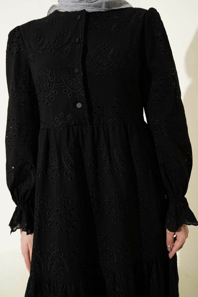 Düğmeli Brode Bilek Lastikli Elbise Siyah