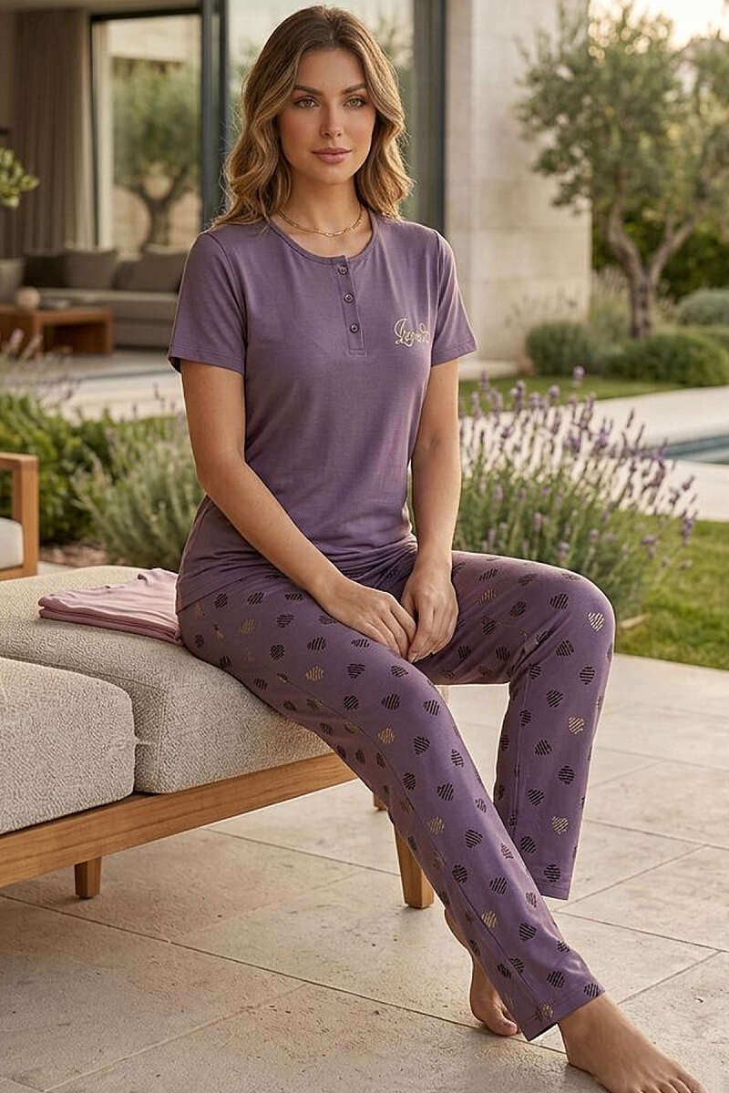 https://cdn.pazarium.com.tr/dugmeli-love-nakisli-pijama-takimi-leylak-787829-19-B.jpg