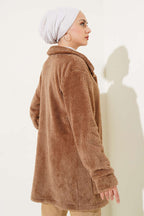 Düğmeli Peluş Hırka