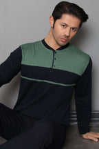 https://cdn.pazarium.com.tr/dugmeli-seritli-erkek-pijama-takimi-haki-731934-17-B.jpg