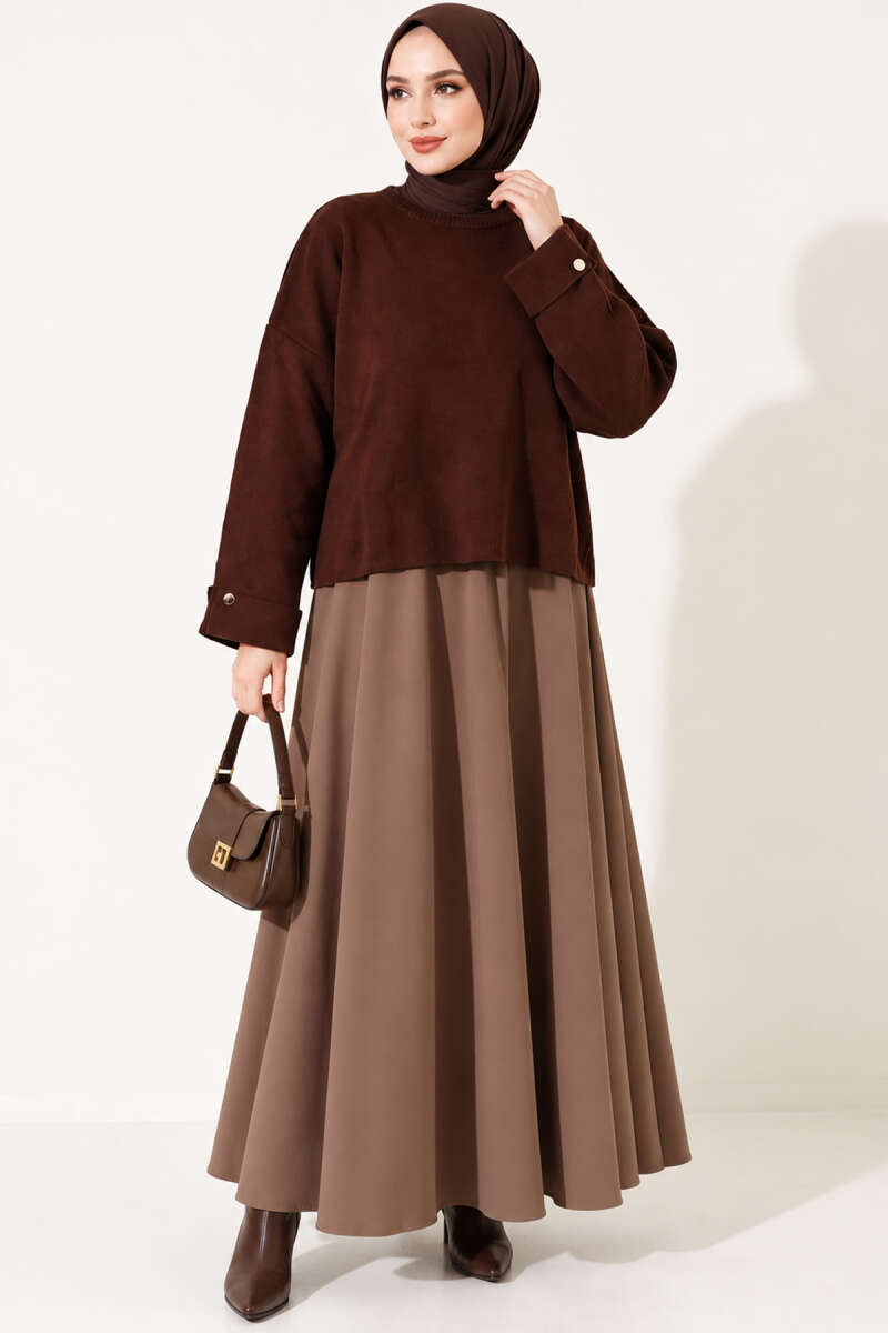 https://cdn.pazarium.com.tr/dusuk-omuzlu-salas-triko-kazak-kahve-824239-20-B.jpg