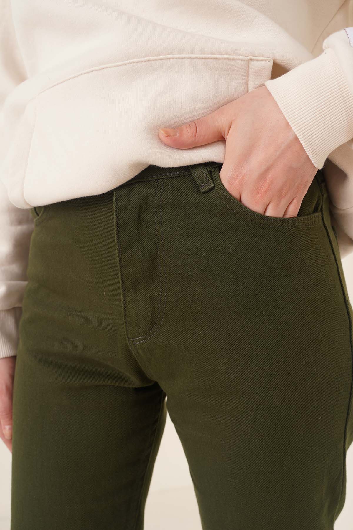https://cdn.pazarium.com.tr/duz-boyfriend-haki-pantolon-341349-78-B.jpg