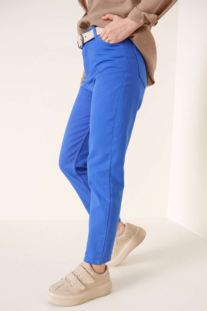 https://cdn.pazarium.com.tr/duz-boyfriend-saks-pantolon-366079-84-B.jpg