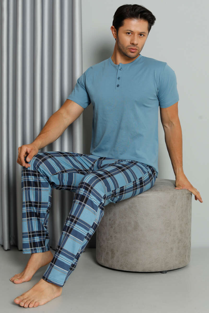 https://cdn.pazarium.com.tr/ekose-baskili-dugmeli-kisa-kol-pijama-takim-mavi-607012-14-B.jpg