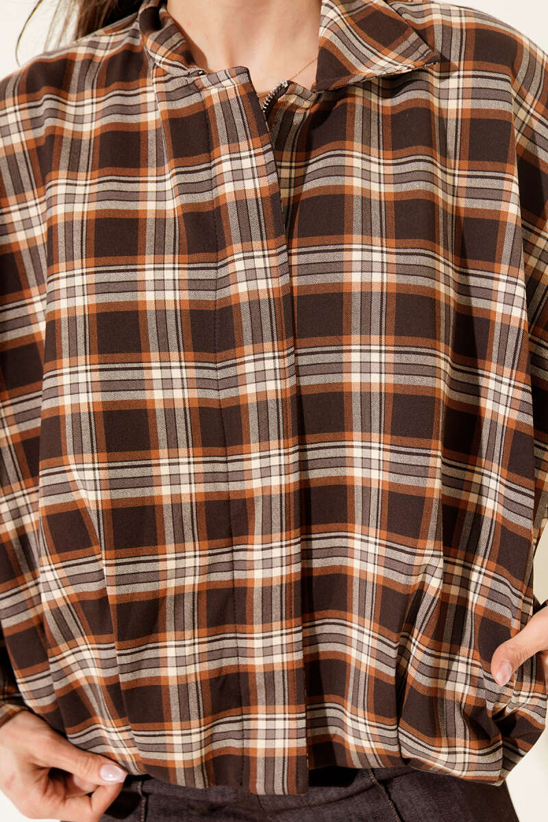 Plaid Patterned Short Jacket with Zipper
