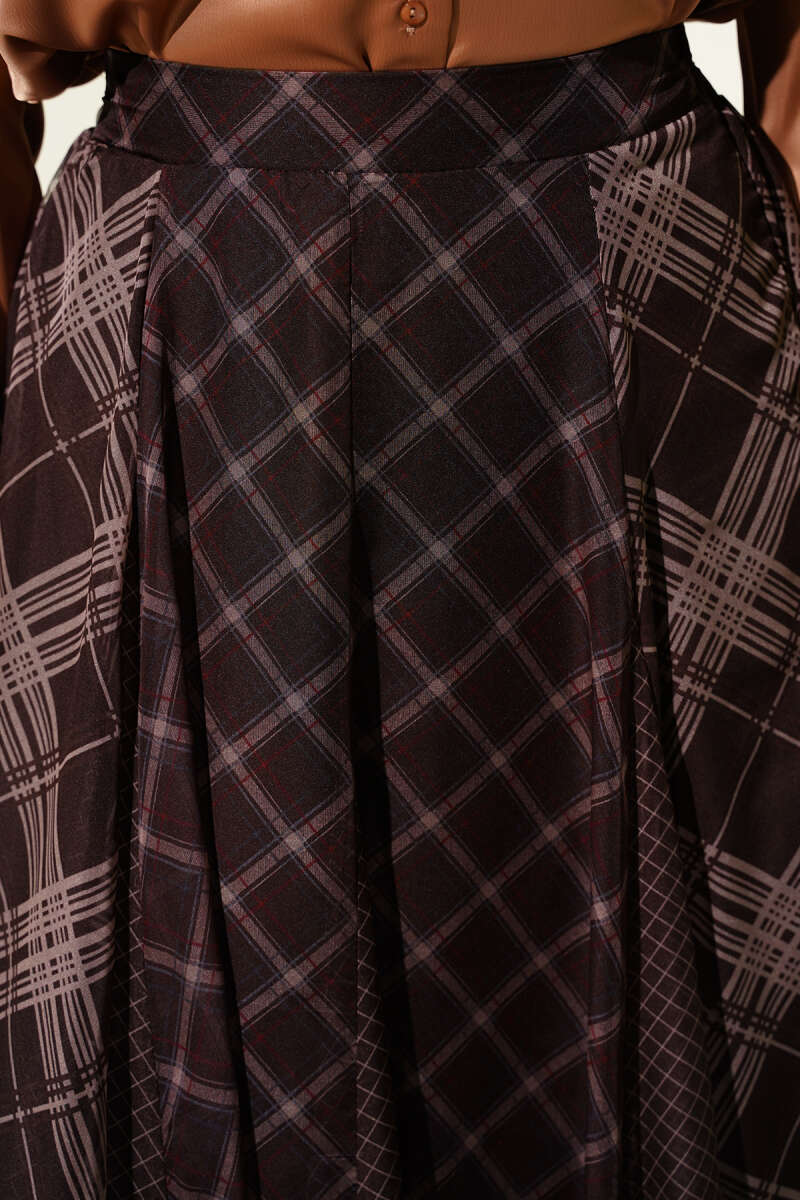 Ekose Desenli Şifon Kloş Etek