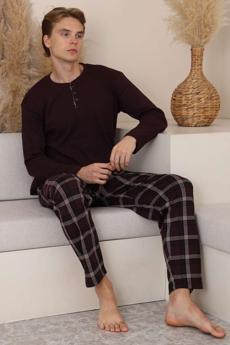 https://cdn.pazarium.com.tr/ekose-detayli-uzun-kol-erkek-pijama-takimi-burgonya-746148-18-B.jpg