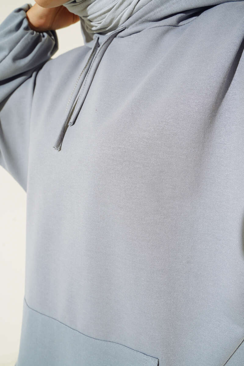 https://cdn.pazarium.com.tr/elfida-5950-kapsonlu-oversize-sweat-kayrak-grisi-s-471422-11-B.jpg