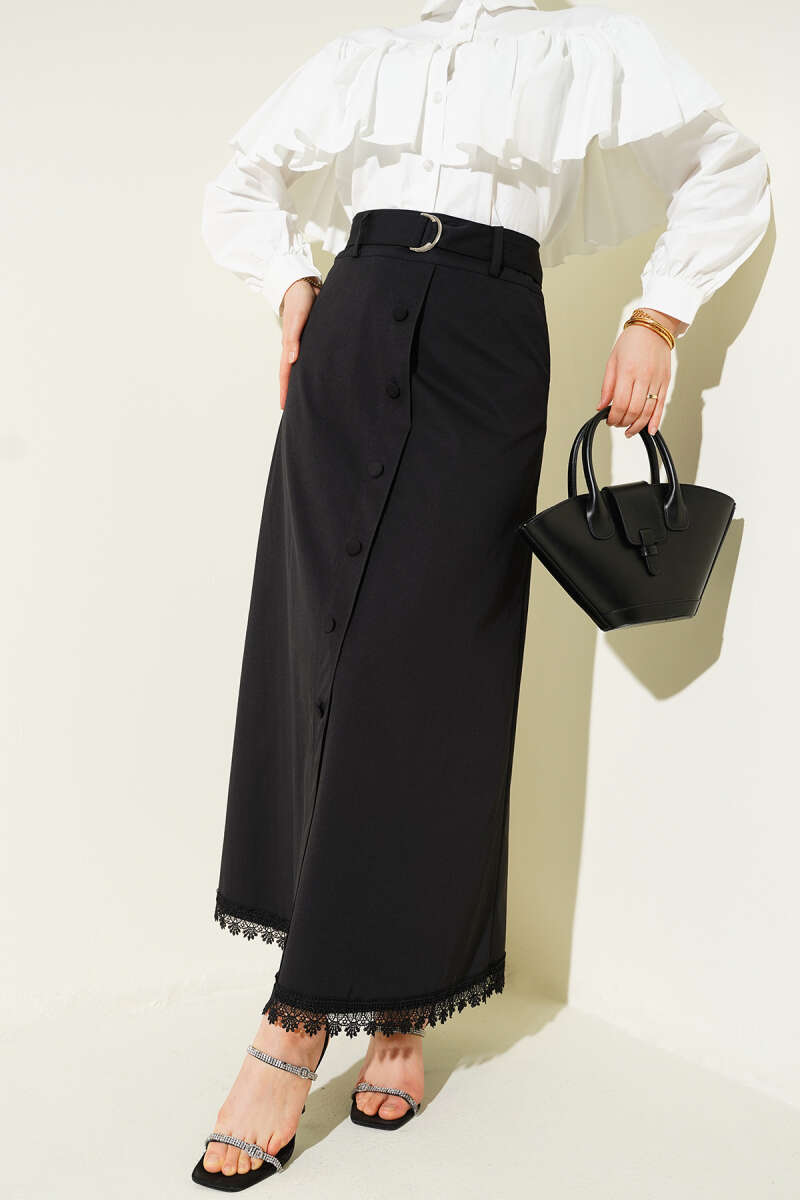 Etek Ucu Güpürlü Düğme Detaylı Etek Siyah