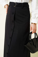 Etek Ucu Güpürlü Düğme Detaylı Etek Siyah