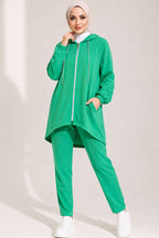 https://cdn.pazarium.com.tr/fermuarli-kapusonlu-salas-ikili-takim-benetton-807881-11-B.jpg