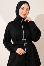 https://cdn.pazarium.com.tr/fermuarli-kare-kemerli-ikili-takim-siyah-806385-19-B.jpg