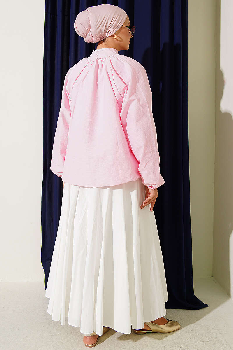 https://cdn.pazarium.com.tr/fermuarli-kisa-parasut-ceket-pembe-809468-20-B.jpg