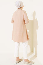https://cdn.pazarium.com.tr/firfir-detayli-tunik-camel-635817-15-B.jpg
