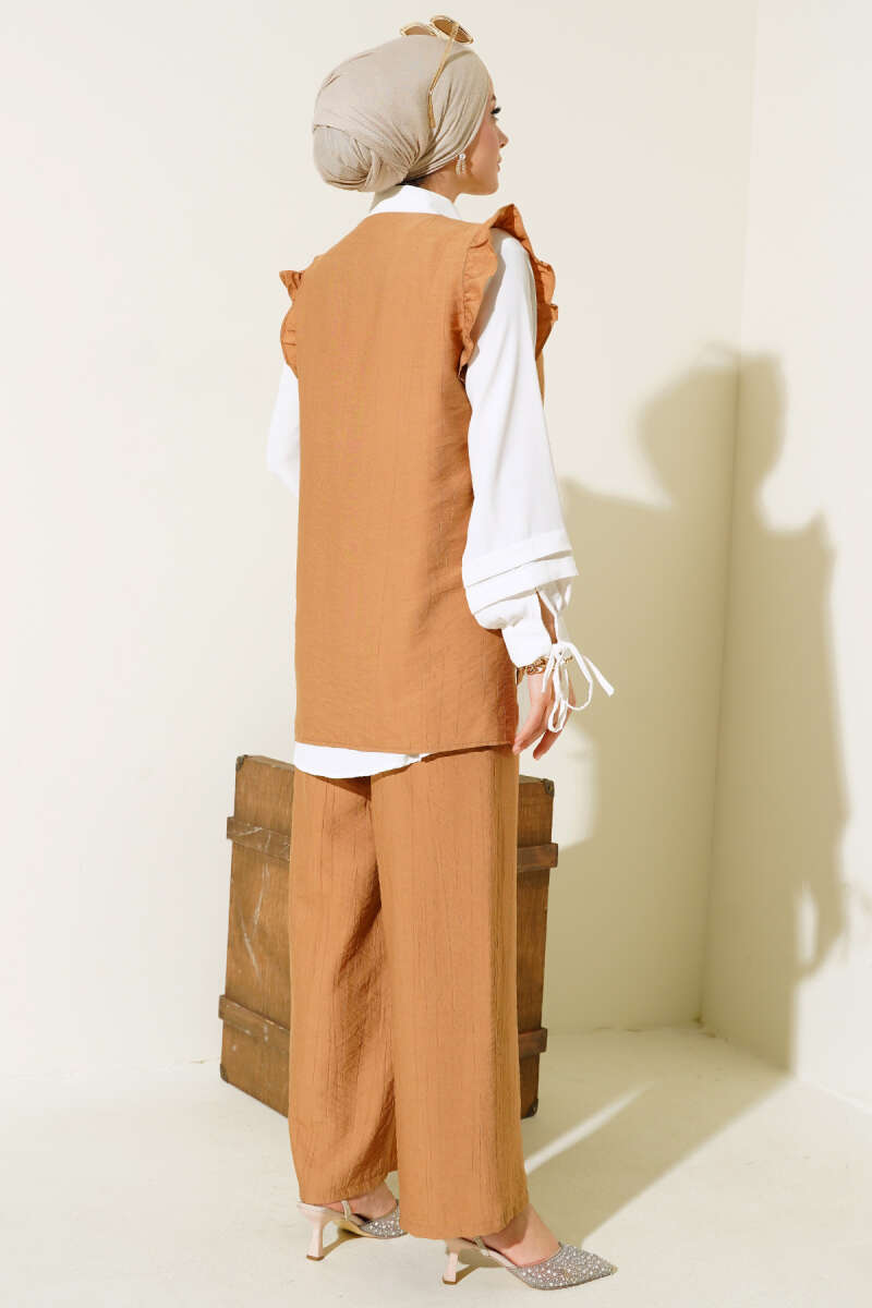 https://cdn.pazarium.com.tr/firfir-detayli-uclu-takim-camel-509015-12-B.jpg