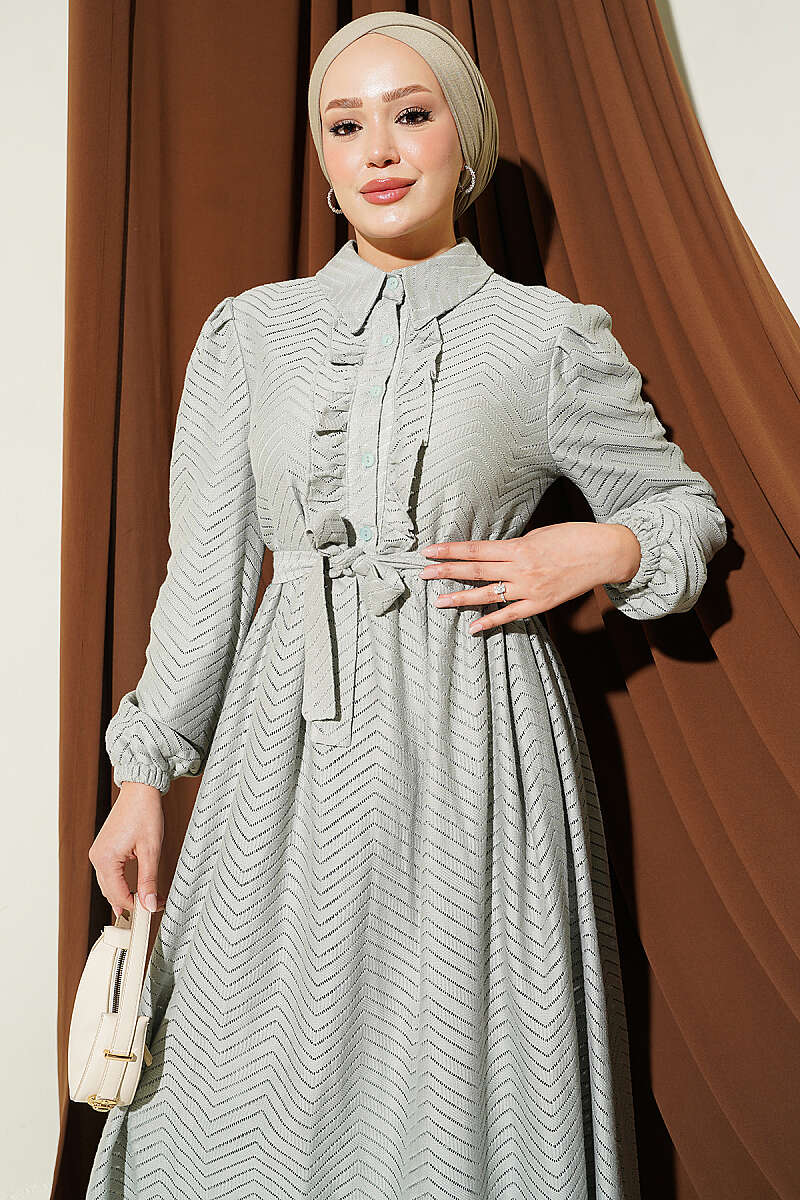 https://cdn.pazarium.com.tr/firfirli-zigzag-desenli-elbise-mint-817415-20-B.jpg