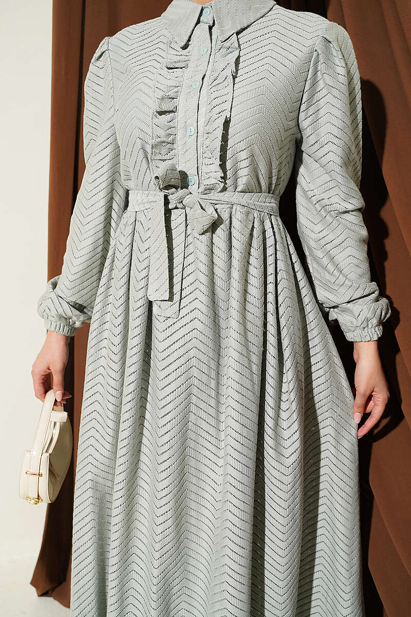 https://cdn.pazarium.com.tr/firfirli-zigzag-desenli-elbise-mint-817417-20-B.jpg