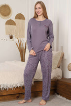 https://cdn.pazarium.com.tr/fitilli-kalp-nakisli-uzun-kol-pijama-takimi-leylak-765210-18-B.jpg