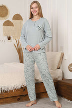 https://cdn.pazarium.com.tr/fitilli-kalp-nakisli-uzun-kol-pijama-takimi-mint-765212-18-B.jpg