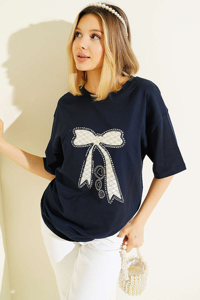 Fiyonk Baskılı Mini Taşlı T-shirt Lacivert