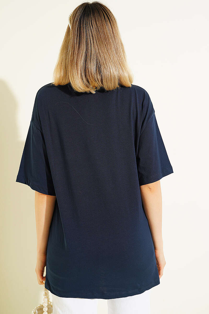 Fiyonk Baskılı Mini Taşlı T-shirt Lacivert