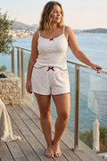 https://cdn.pazarium.com.tr/fiyonk-desen-askili-sortlu-buyuk-beden-pijama-takim-ekru-807506-19-B.jpg
