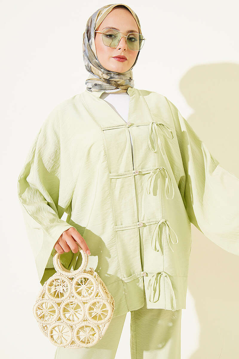 https://cdn.pazarium.com.tr/fiyonk-detayli-kimono-ikili-takim-cagla-yesili-805324-19-B.jpg