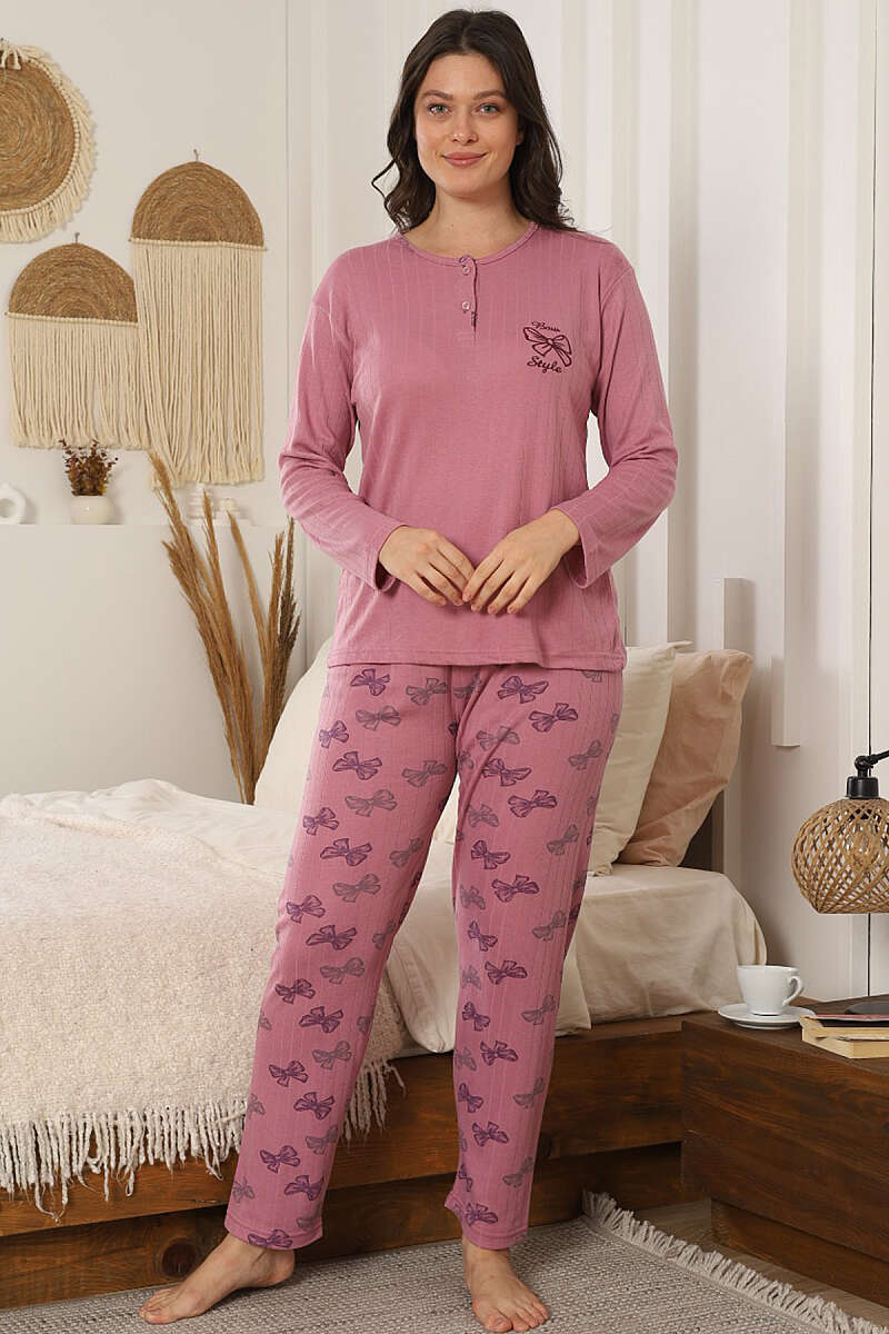 https://cdn.pazarium.com.tr/fiyonk-nakisli-desenli-pijama-takimi-gul-kurusu-784852-19-B.jpg