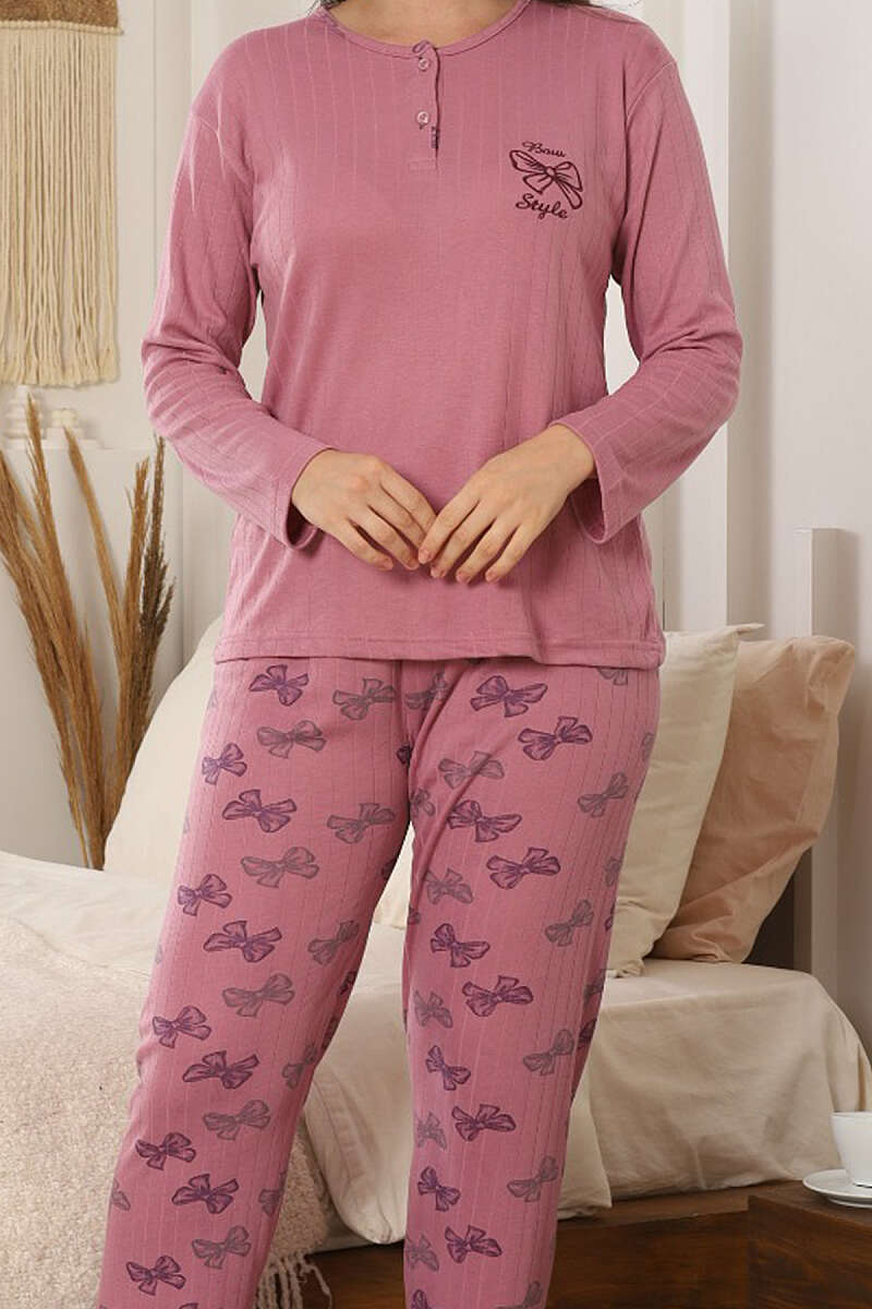 https://cdn.pazarium.com.tr/fiyonk-nakisli-desenli-pijama-takimi-gul-kurusu-784853-19-B.jpg