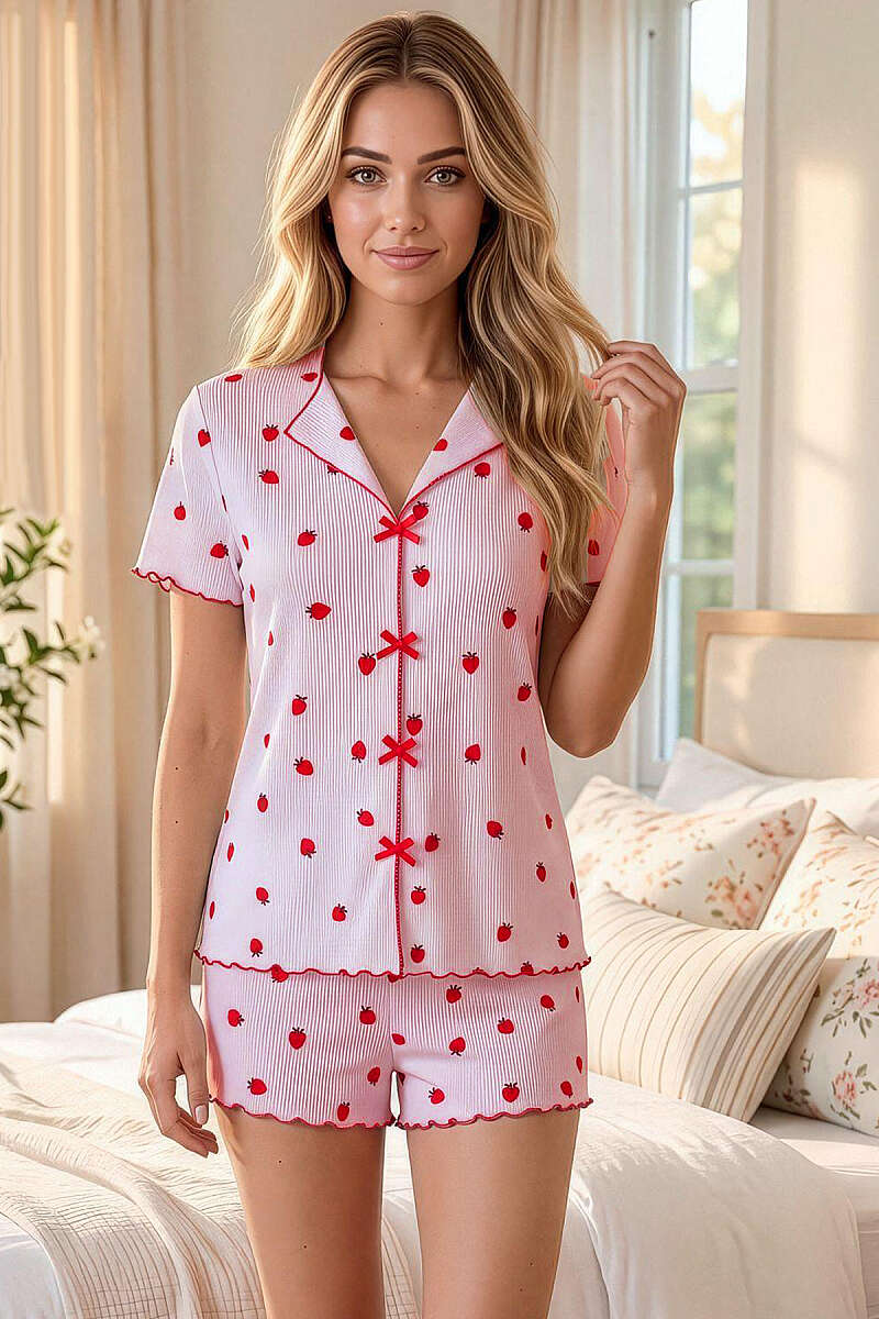 Fiyonklu Desenli Şortlu Pijama Takımı