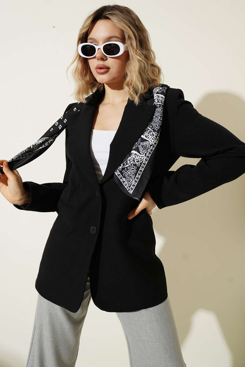 Fular Detaylı Blazer Ceket