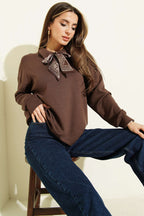 Fularlı Gömlek Yaka Loyşa Sweatshirt