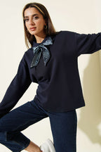 Fularlı Gömlek Yaka Loyşa Sweatshirt Lacivert